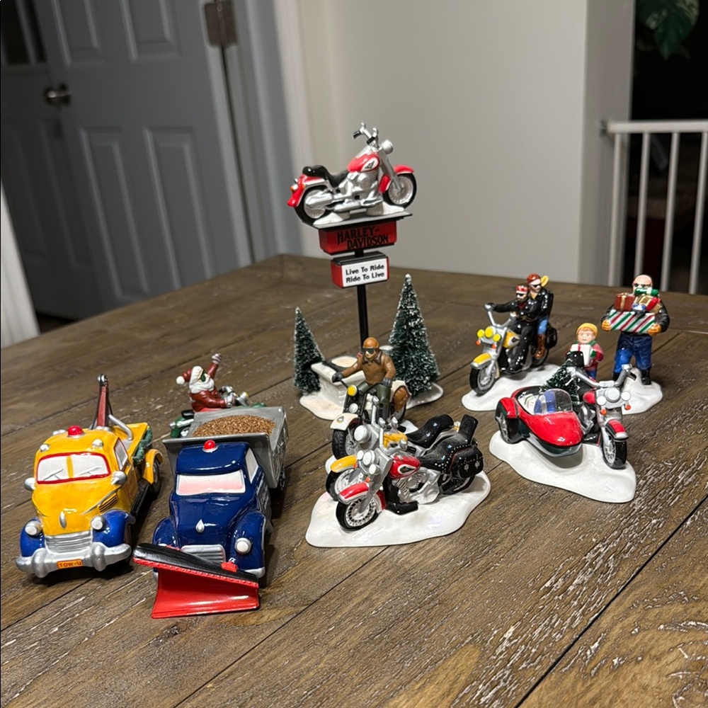 Harley-Davidson Motorcycle Figurine Collection